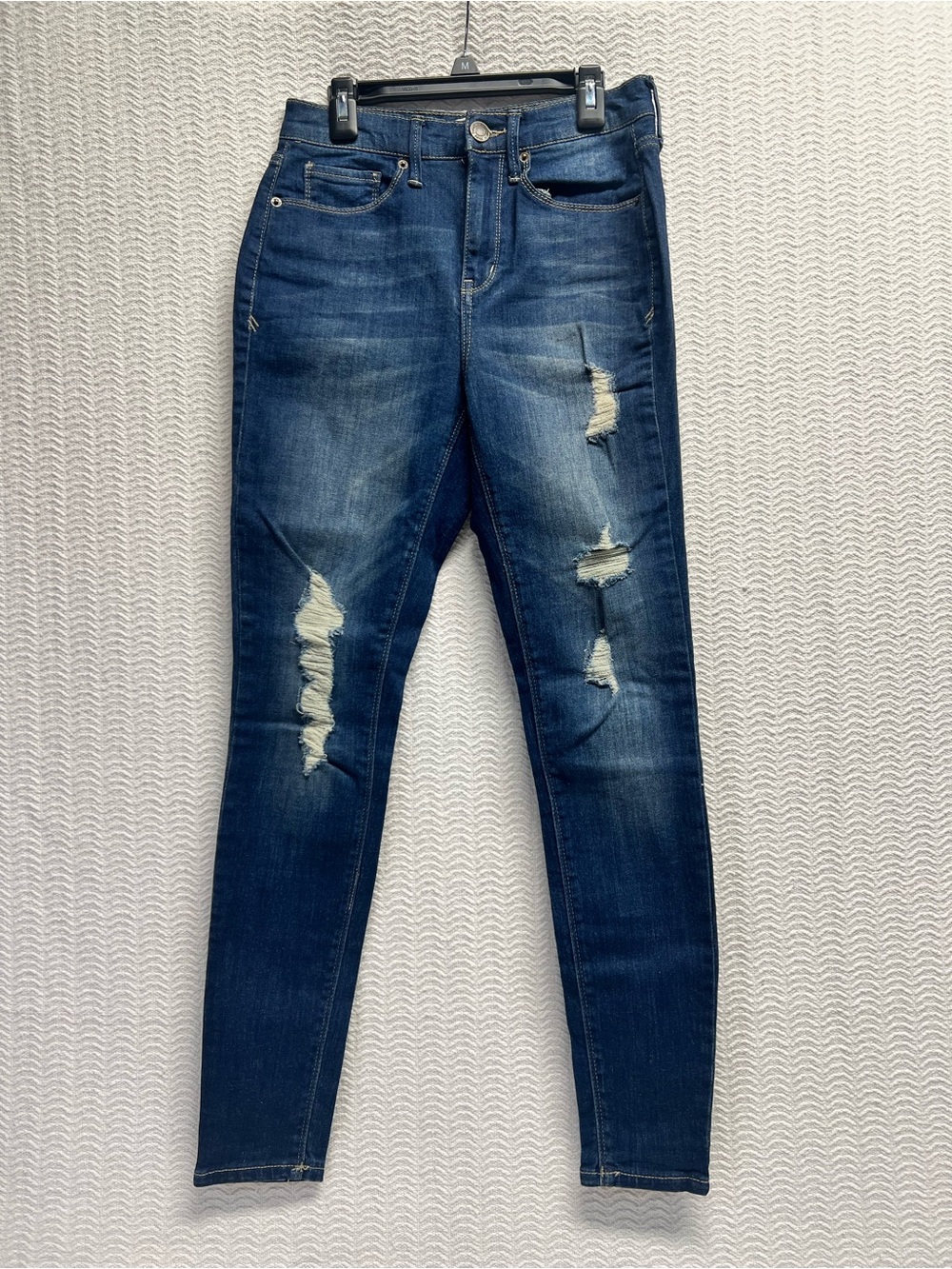 mudd / blue distressed skinny jeans size 3
